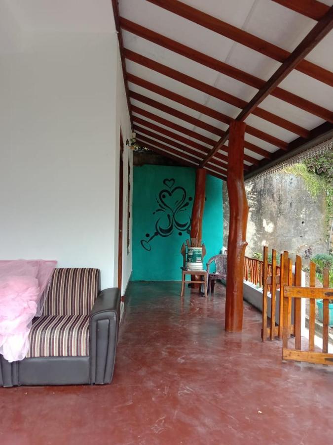 Induwara Guest Hotel Ella Exterior photo